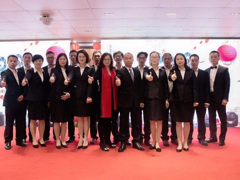 على الطريق المشمس، واصل تحقيق أحلامك --- أقيمت حفلة الشكر في نهاية العام 2018 لشركة Zhejiang Jufeng Stamping Technology Co., Ltd. بشكل رائع