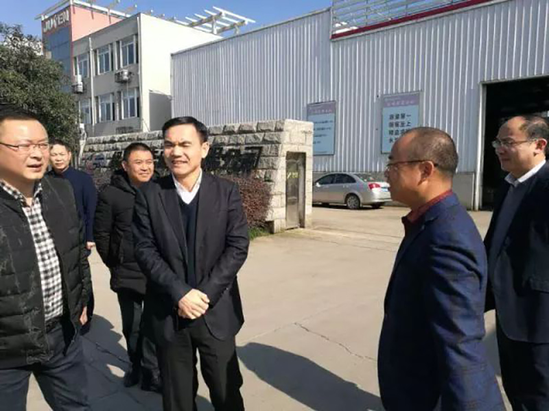 تعود الرياح الشرقية مع الربيع، وترسل الزهور على أغصاني --- ملاحظات بدء العام الجديد 2018