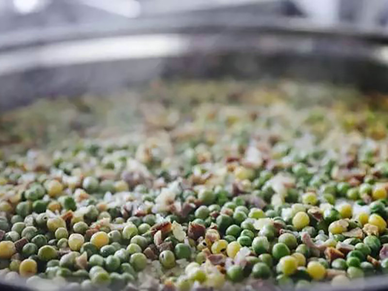 اليوم هو بداية الصيف