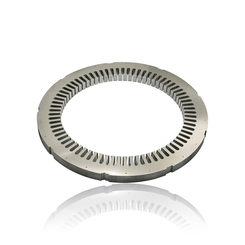 كيف تؤثر كثافة التدفق المغناطيسي للجزء الثابت من محرك مولد طاقة الرياح على كفاءة المولد؟