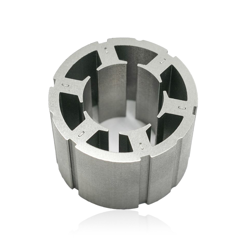 كيف يؤثر سمك التصفيح في قلب الجزء الثابت للمروحة الصناعية على خسائر التيار الدوامي والكفاءة التشغيلية؟